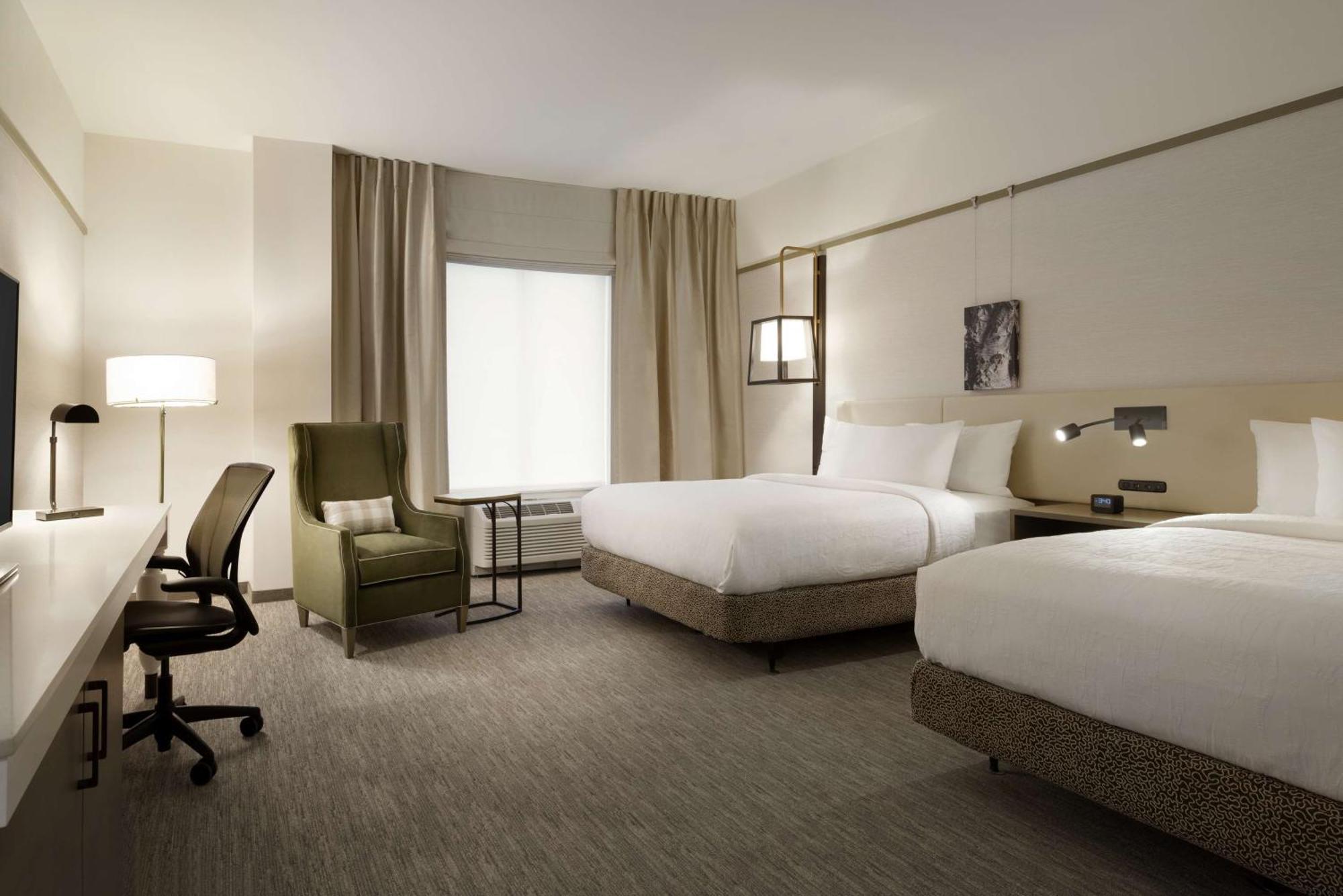 Hilton Garden Inn Newtown Square Radnor Экстерьер фото