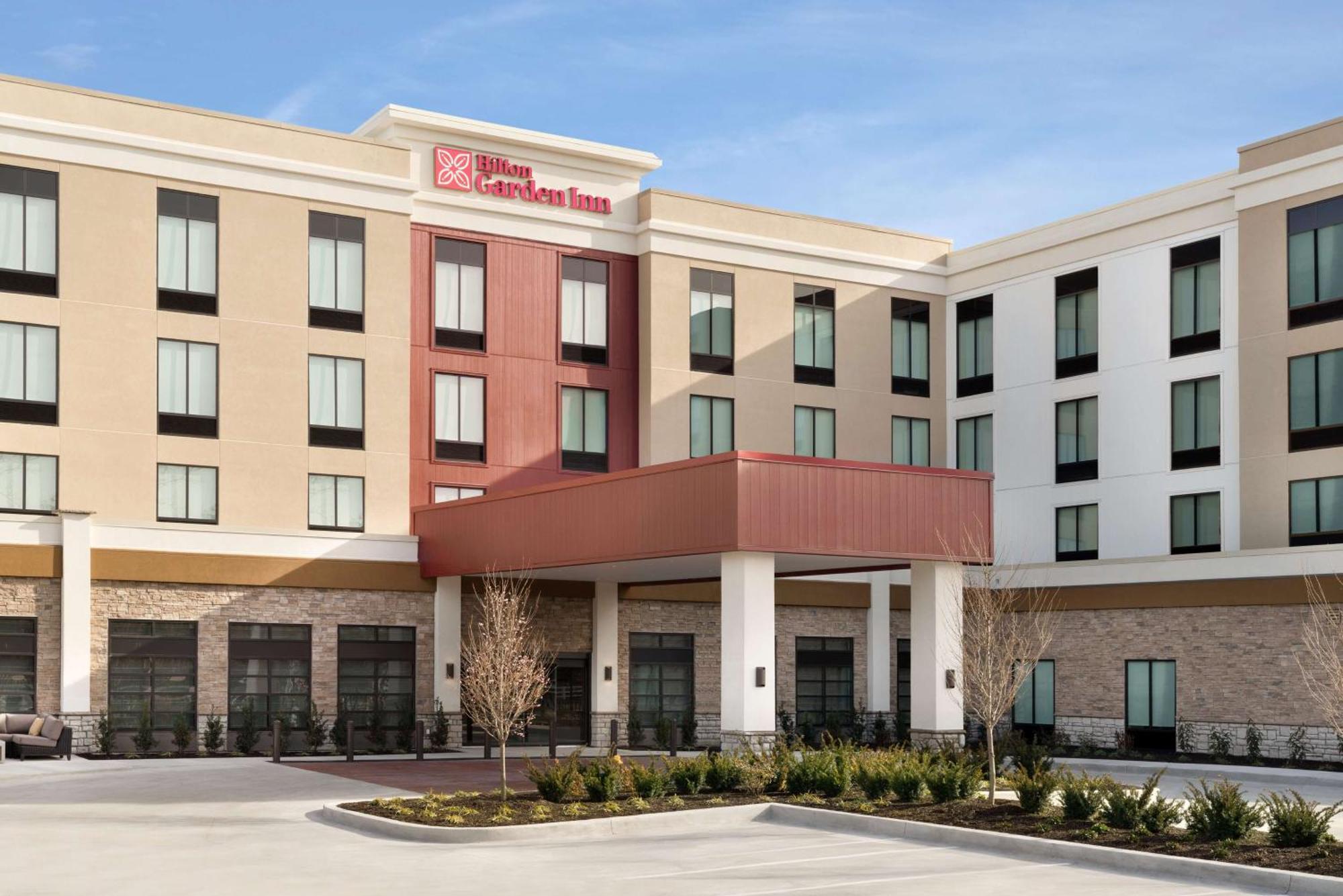 Hilton Garden Inn Newtown Square Radnor Экстерьер фото